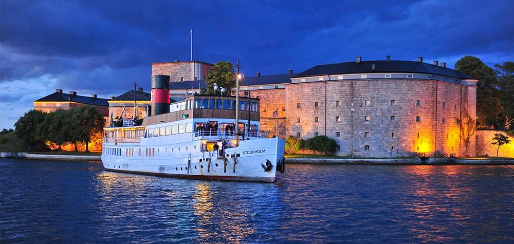 Middagskryssning för två i skärgården med S/S Stockholm